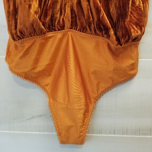 {S} Mia Joy Burnt Orange Velvet-y Bodysuit  Pumpkin Spice Fall Autumn - Picture 8 of 10